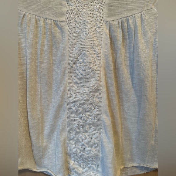 AEO White Lightweight Blouse XS - Picture 2 of 7